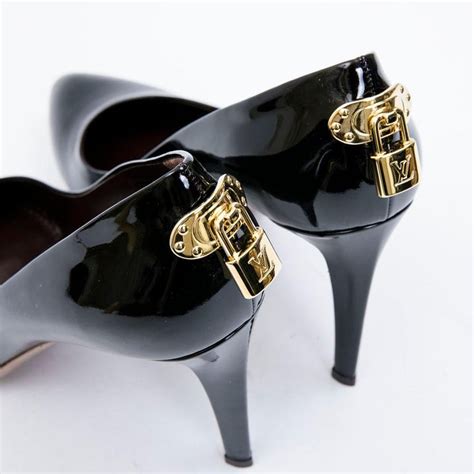 louis vuitton black stilettos